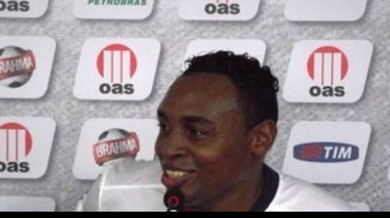 Imagem Obina não deve renovar contrato com o Bahia para 2014
