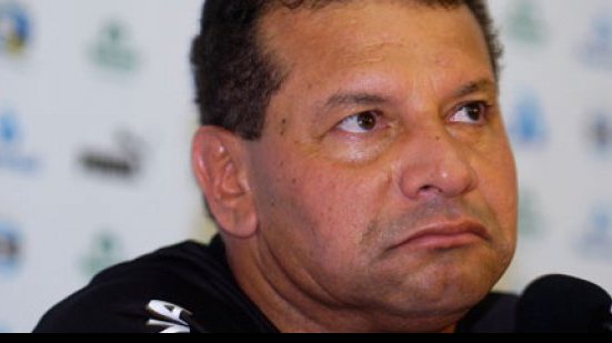 Imagem Grêmio quer Celso Roth para o lugar de Renato Gaúcho