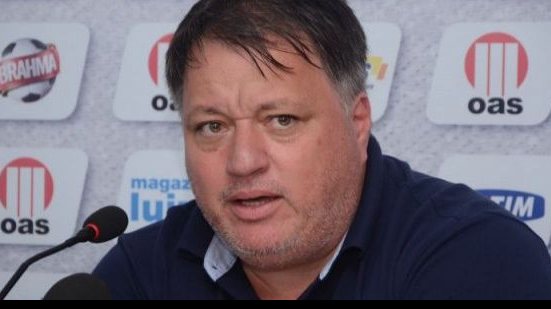 Imagem Anderson Barros está perto de assinar com time carioca
