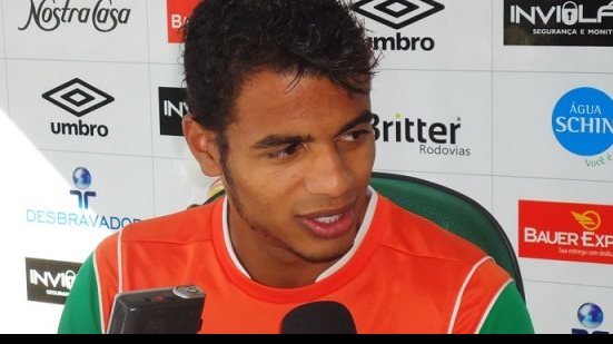 Imagem Volante vai jogar no Bahia, garante diretor da Chapecoense