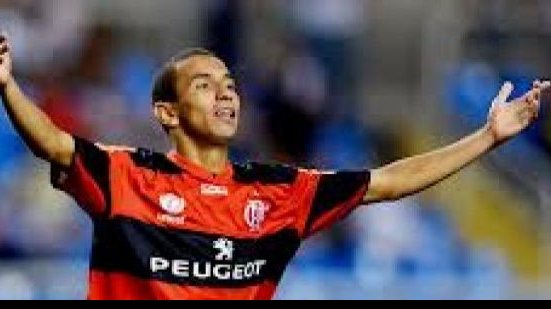 Imagem Para trazer Rafinha, Bahia precisa negociar com o Flamengo