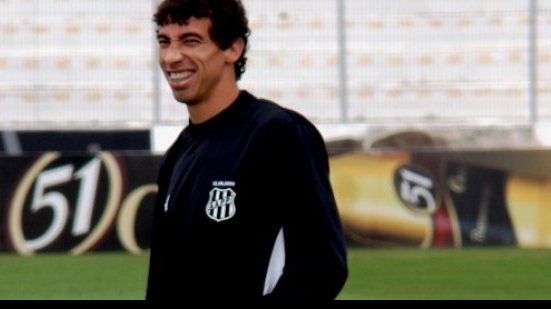 Imagem Ex-atacante do Vitória pode fazer dupla com Damião no Santos
