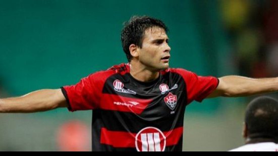 Imagem Empresário de Maxi Biancucchi diz que Vitória tem que ceder