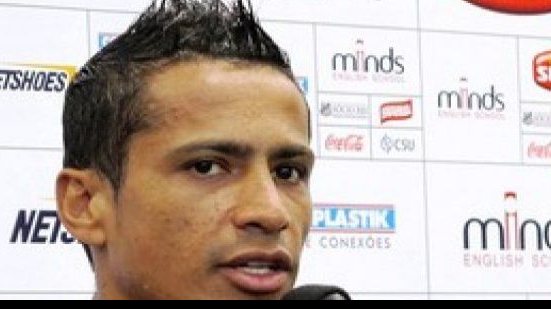 Imagem Ex-Bahia pode ir para China e render quantia ao Tricolor