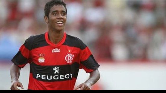 Imagem Flamengo descarta empréstimo de Gabriel ao Bahia