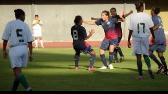 Imagem Bahia goleia e está na final do Baianão feminino