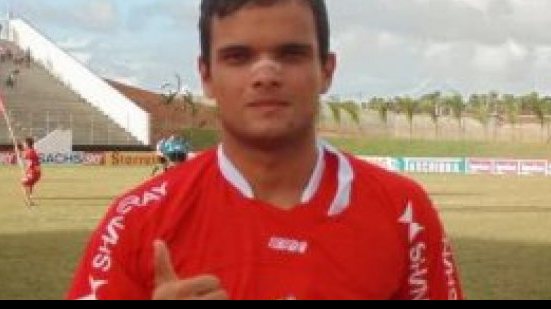 Imagem Corinthians pode ‘atravessar’ Bahia e contratar lateral