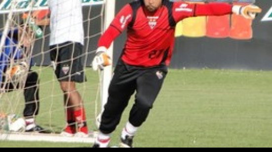Imagem Ídolo no Atlético-GO, ex-Bahia permanece em Goiânia