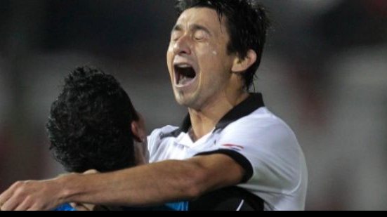 Imagem Depois de goleiro, Vasco anuncia volante vindo do Olímpia