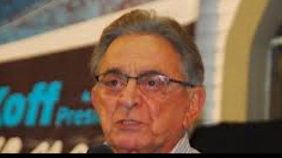 Imagem Com salários atrasados, Grêmio pretende diminuir folha para 2014