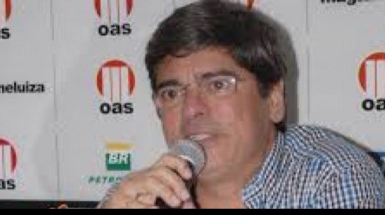 Imagem Diretoria do Vitória nega interesse do Corinthians por Léo 