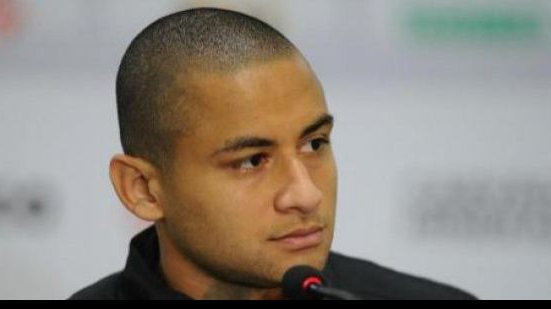 Imagem  Wellington Paulista é contratado pelo Internacional
