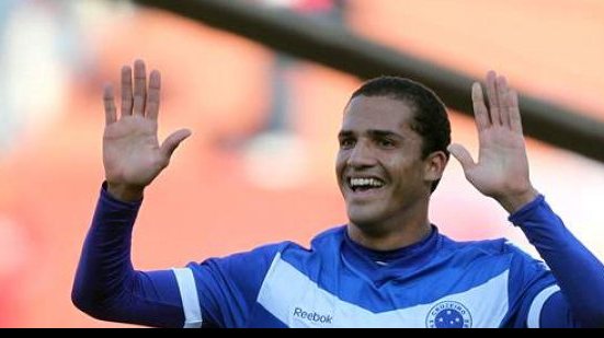 Imagem Palmeiras se aproxima de acerto com Anselmo Ramón