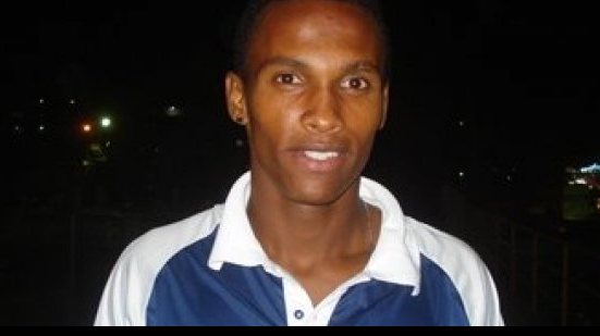 Imagem Ex-atacante do Bahia sofre acidente de moto