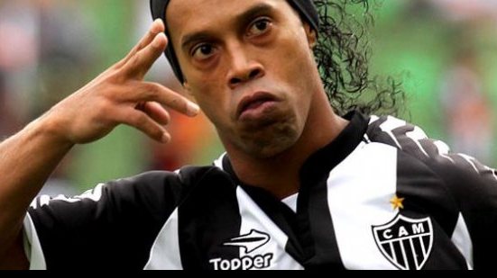 Imagem Ronaldinho Gaúcho continua na mira de time turco