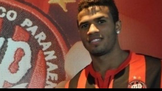 Imagem Léo está muito próximo de desembarcar no Flamengo