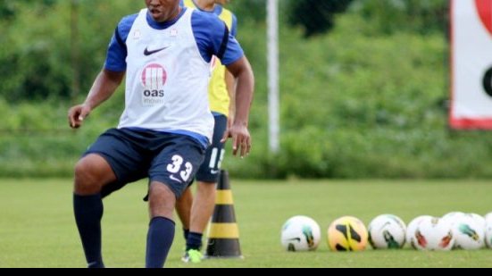Imagem América (MG) sonha com Obina e encaminha acerto com ex-jogadores da dupla BAVI