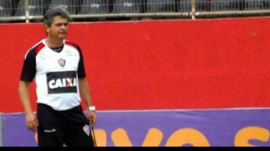 Imagem Trinta atletas se apresentam no Vitória para pré-temporada