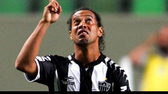 Imagem Europeus cravam acerto de Ronaldinho com time da Turquia