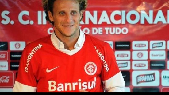 Imagem Botafogo quer tirar craque uruguaio do Inter