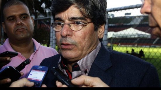 Imagem Falcão evita resposta a Maxi e dá a entender que argentino não era prioridade