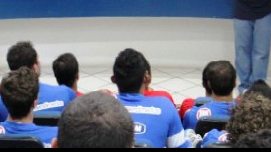 Imagem Elenco do Bahia assiste à palestra sobre doping