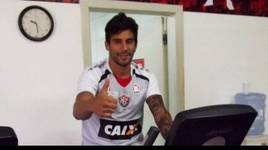 Imagem Argentino será apresentado no Vitória nesta quarta