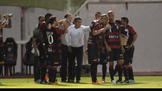 Imagem Defesa falha e Vitória é goleado pelo América (RN) 
