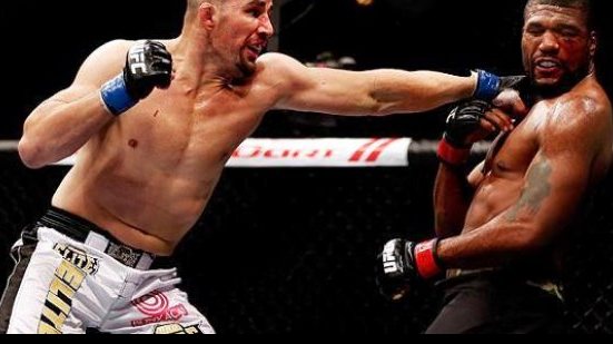 Imagem Brasileiro do UFC quer nocautear Jon Jones