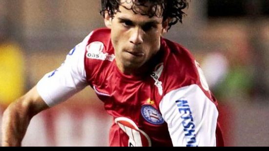 Imagem Bahia pode perder lateral revelado na base sem receber nada