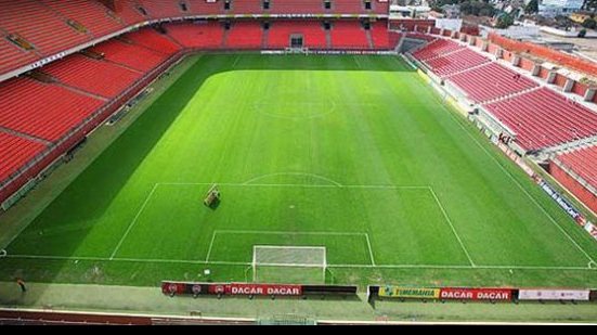 Imagem Secretário da Fifa avisa: &quot;Curitiba pode ficar fora da Copa&quot;