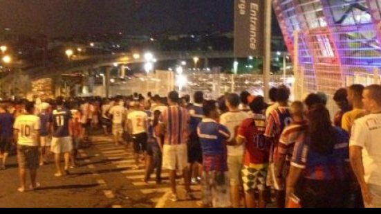 Imagem Arena Fonte Nova pede desculpas por problema nas bilheterias