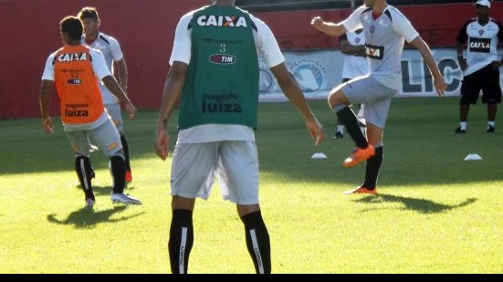 Imagem Time principal do Vitória treina no Barradão; Garotos fazem regenerativo
