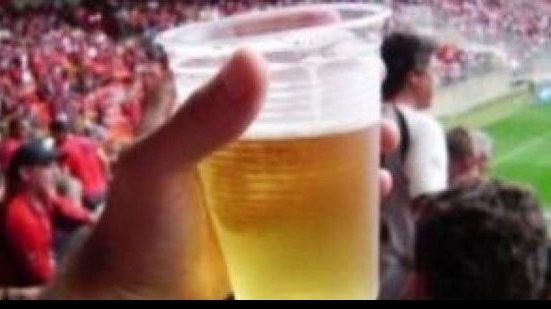 Imagem  Advogado consegue liberação de bebidas alcoólicas nos estádios