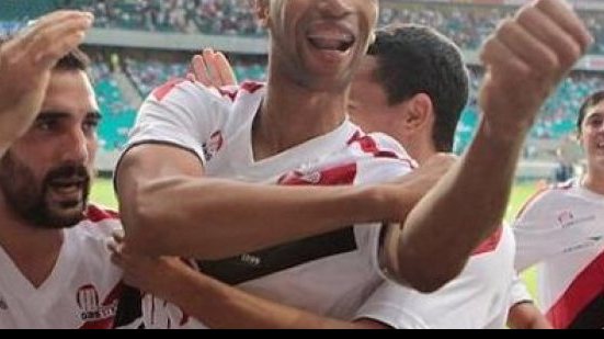 Imagem Dinei pode voltar ao ataque do Vitória contra o Confiança