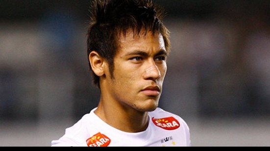 Imagem Pai do Neymar ameaçou levar filho ao Corinthians, diz cartola do Santos