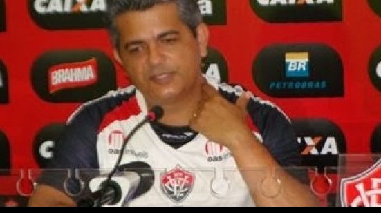 Imagem Ney Franco lamenta ‘correria’ do primeiro tempo contra o América-RN