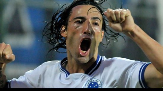 Imagem Sem Pinto, Bahia pode buscar argentino do Cruzeiro