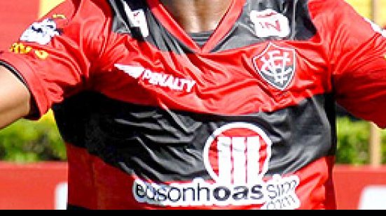 Imagem  Jogadores do Vitória comemoram triunfo contra Catuense