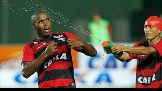 Imagem Adaílton ganha chance e Leão está pronto para quarta