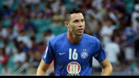 Imagem  Goleiro é vetado pelo departamento médico do Bahia