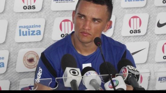 Imagem Lateral-esquerdo Raul deve deixar o Bahia