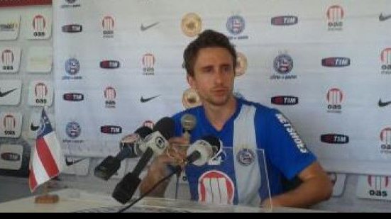 Imagem Rafael Miranda explica coletiva com quatro jogadores