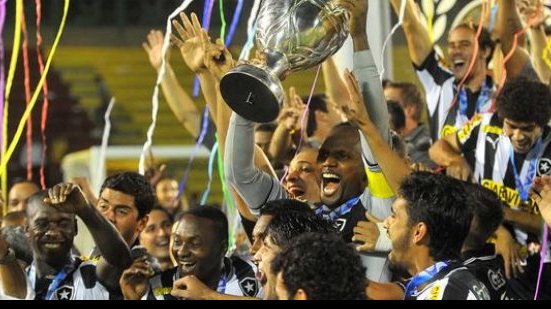 Imagem Mesmo com time reserva, Botafogo goleia o Fluminense