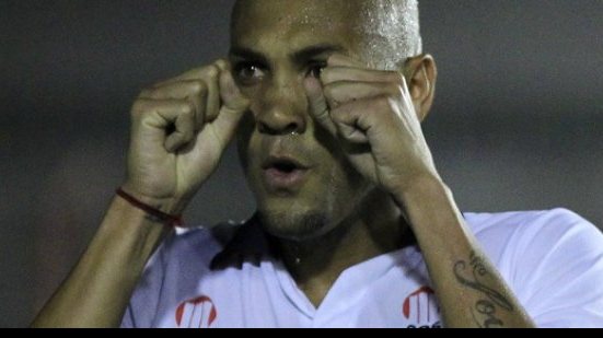 Imagem Souza rescinde com o Bahia e se aproxima do Barradão