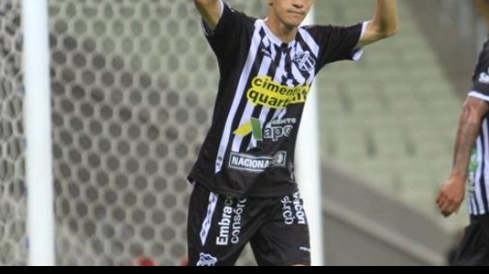 Imagem Ceará goleia e volta a eliminar o Vitória na Copa do Nordeste