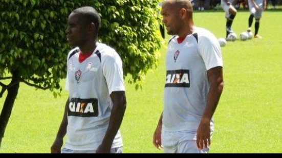 Imagem Souza e Hugo treinam na Toca do Leão visando estreia