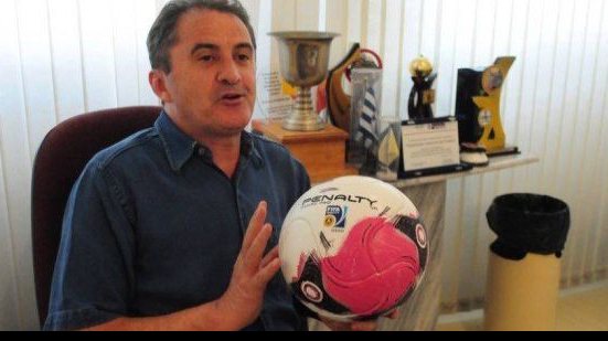 Imagem Novelleto pode desistir da disputa pela presidência da CBF 