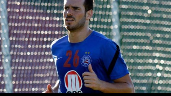 Imagem Lucas Fonseca desfalca o Bahia nos dois próximos jogos do Baiano
