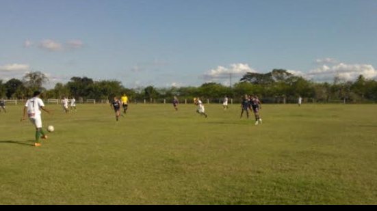 Imagem Fluminense e Bahia de Feira empatam em clássico feirense